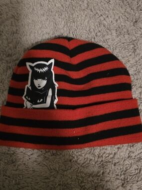 Red and Black Striped Beanie with Character Patch (Emily the Strange)